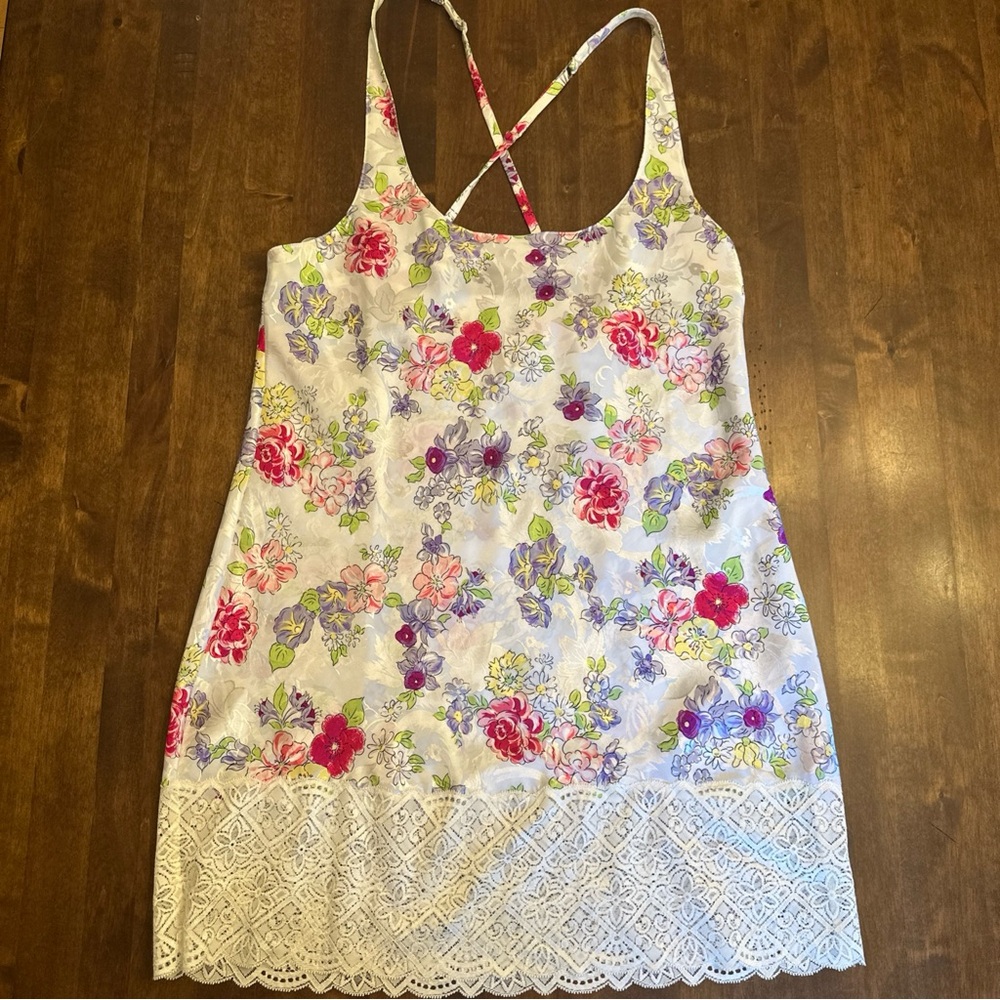 VTG Victorias Secret M Gold Label Slip Dress Nightie Lingerie Floral Sexy‎ Party